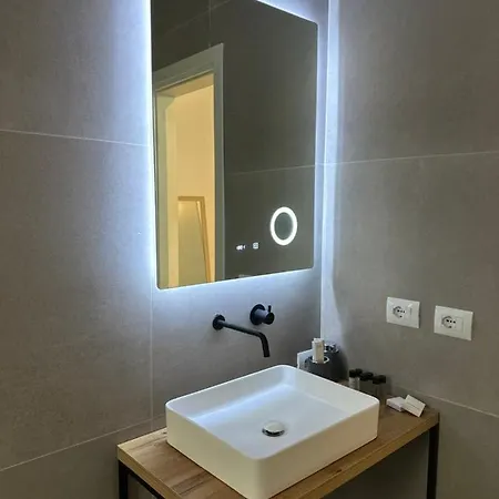 Scandinavian Apartments Al Tirana Exterior photo