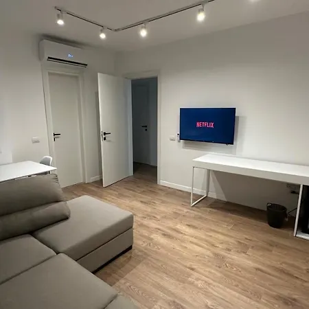 Scandinavian Apartments Al Tirana Exterior photo